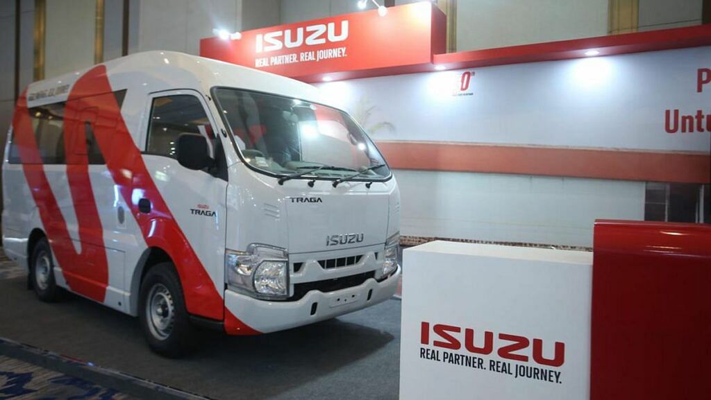 Isuzu Traga Bus